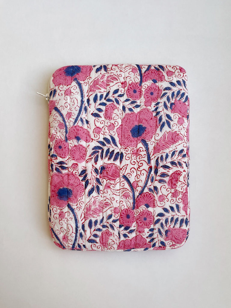 Quilted Laptop Sleeve – Pink Poppy