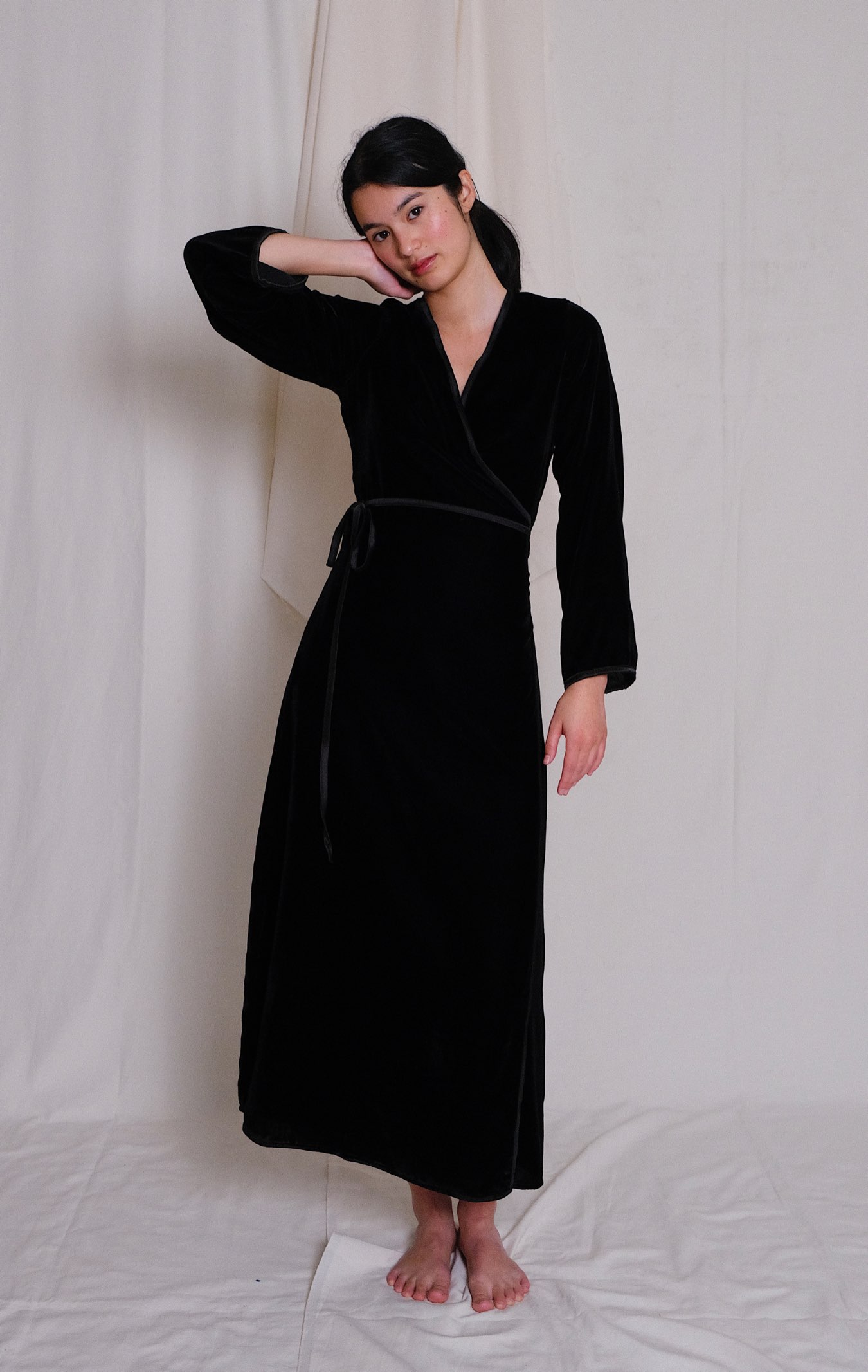 black Silk Velvet Wrap Dress – Black