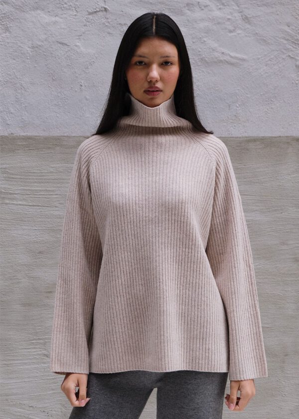 Raglan Rib Turtleneck - Oat