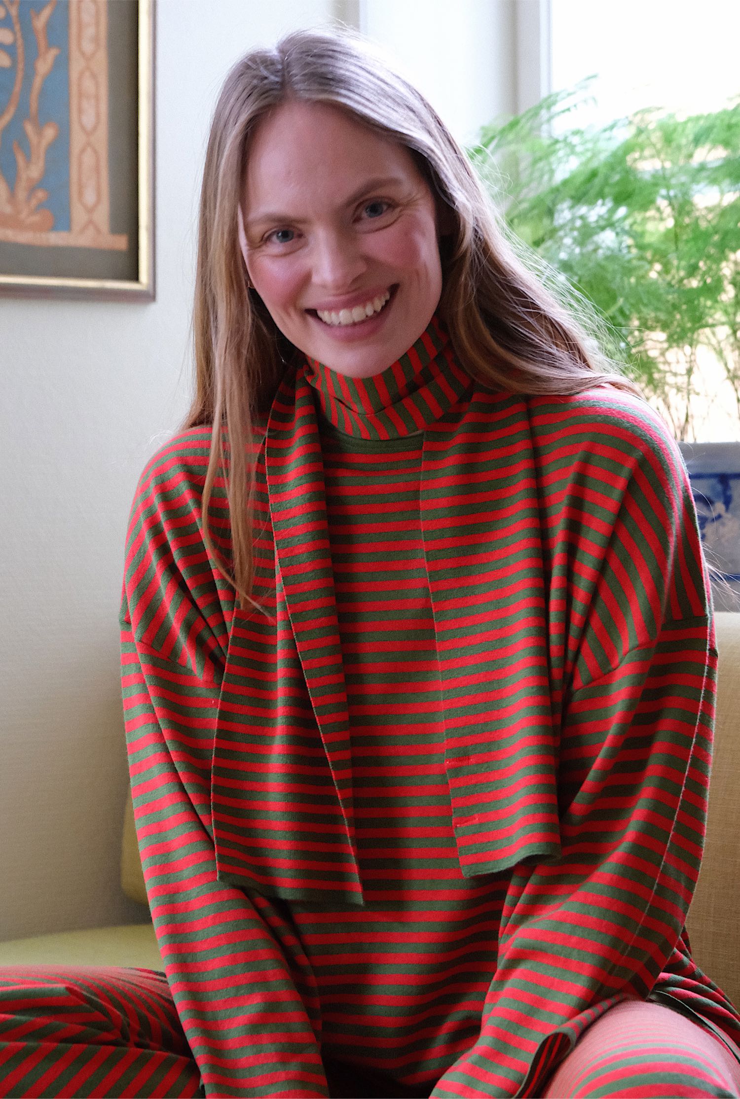 striped_scarf Fine Knit Scarf – Apple/ Scarlet