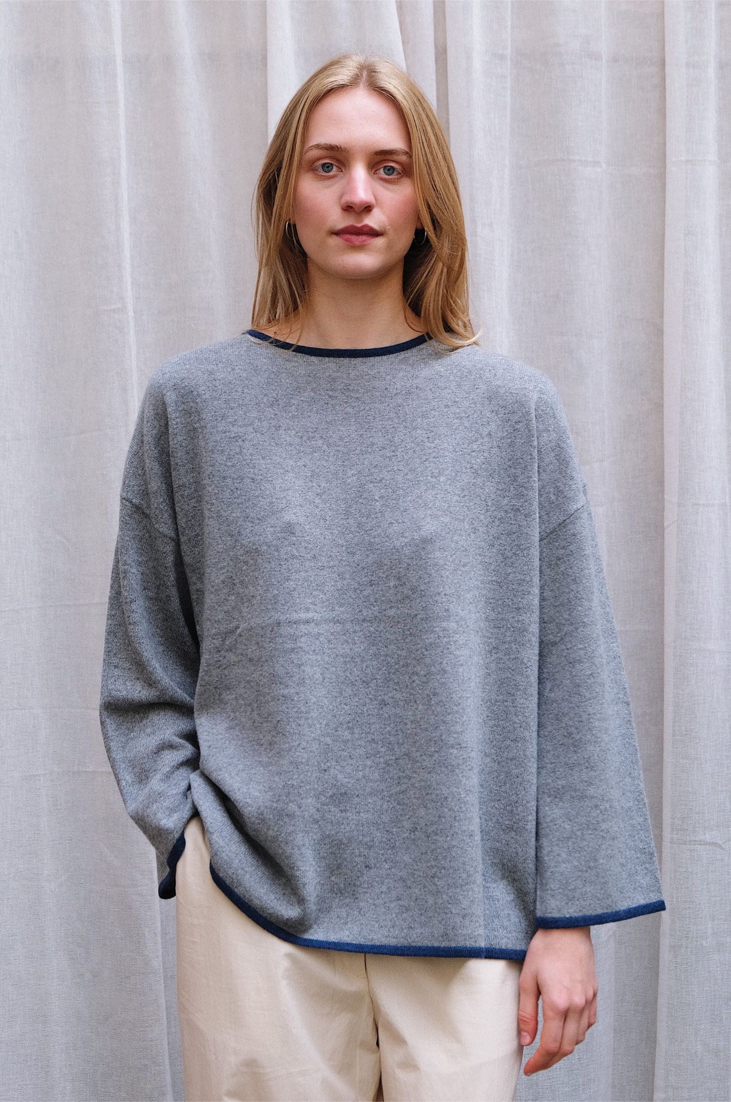 cashmere_longsleeve Cashmere Longsleeve – Flannel/ Blue