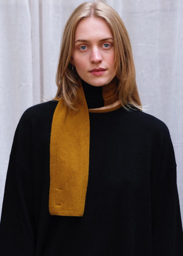 Cashmere Duo Scarf - Black/ Mustard